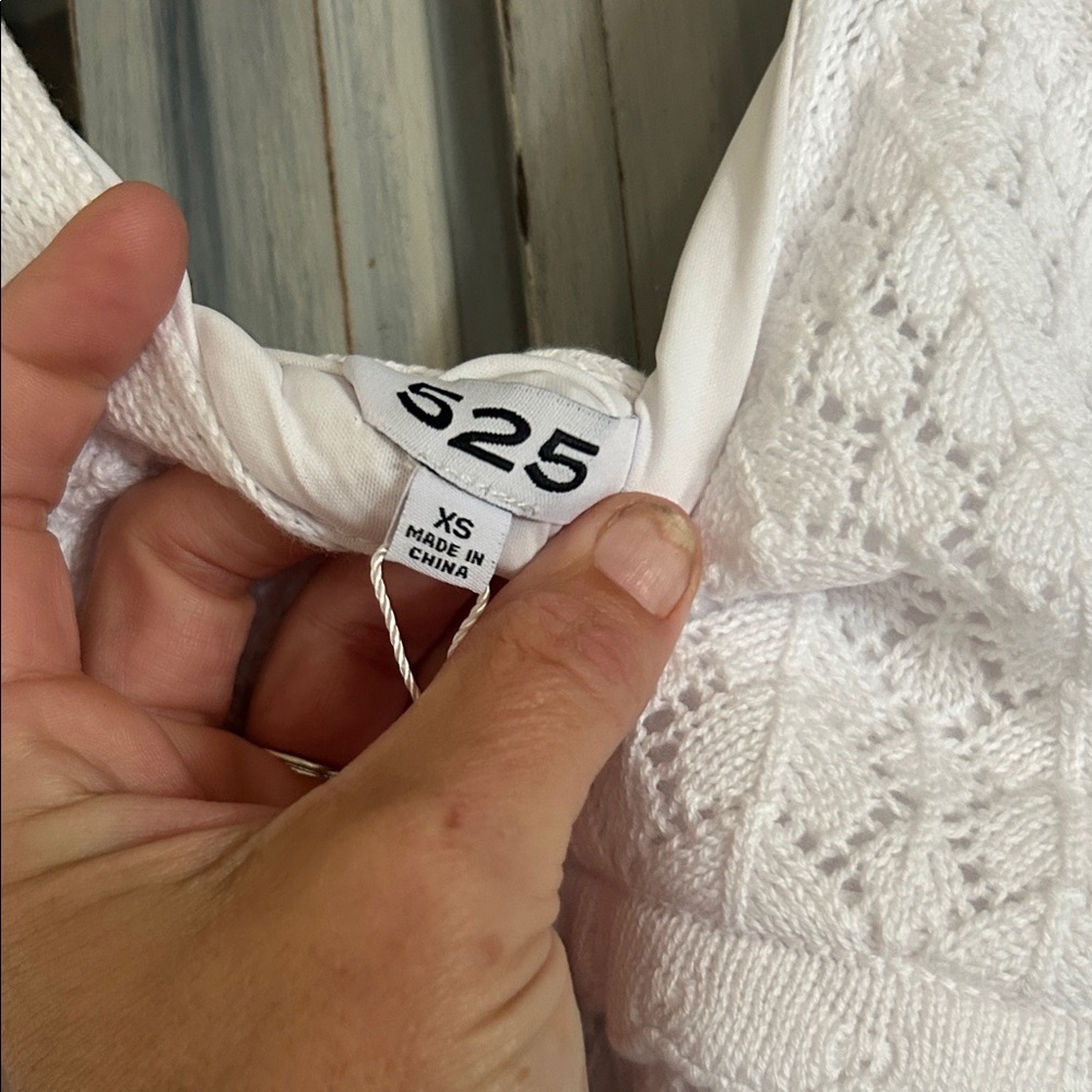 525 white dress - Picture 4 of 4